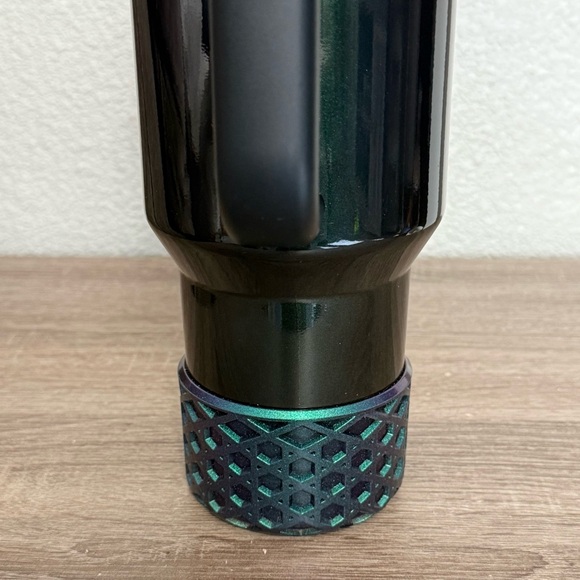 Target x Stanley Elphaba Wicked For Good FlowState Quencher Tumbler 40 Oz NWOT - Picture 3 of 11